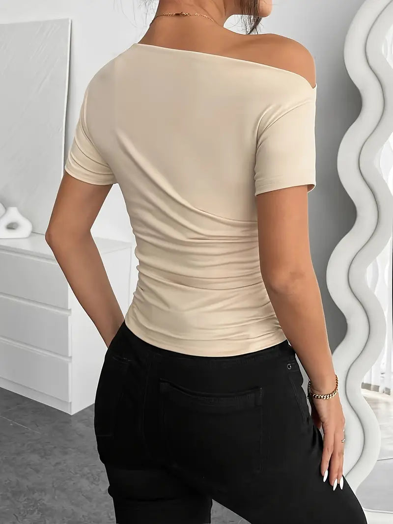 Mia | Slim-Fit Top