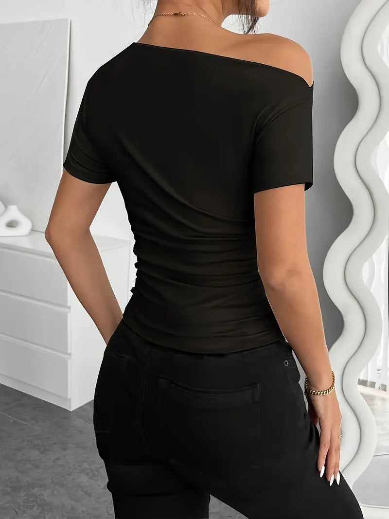 Mia | Slim-Fit Top
